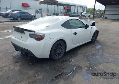 2017 Toyota 86 from USA, damaged, VIN JF1ZNAA12H9709953